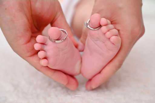 广州宝宝怎么判断长牙发烧